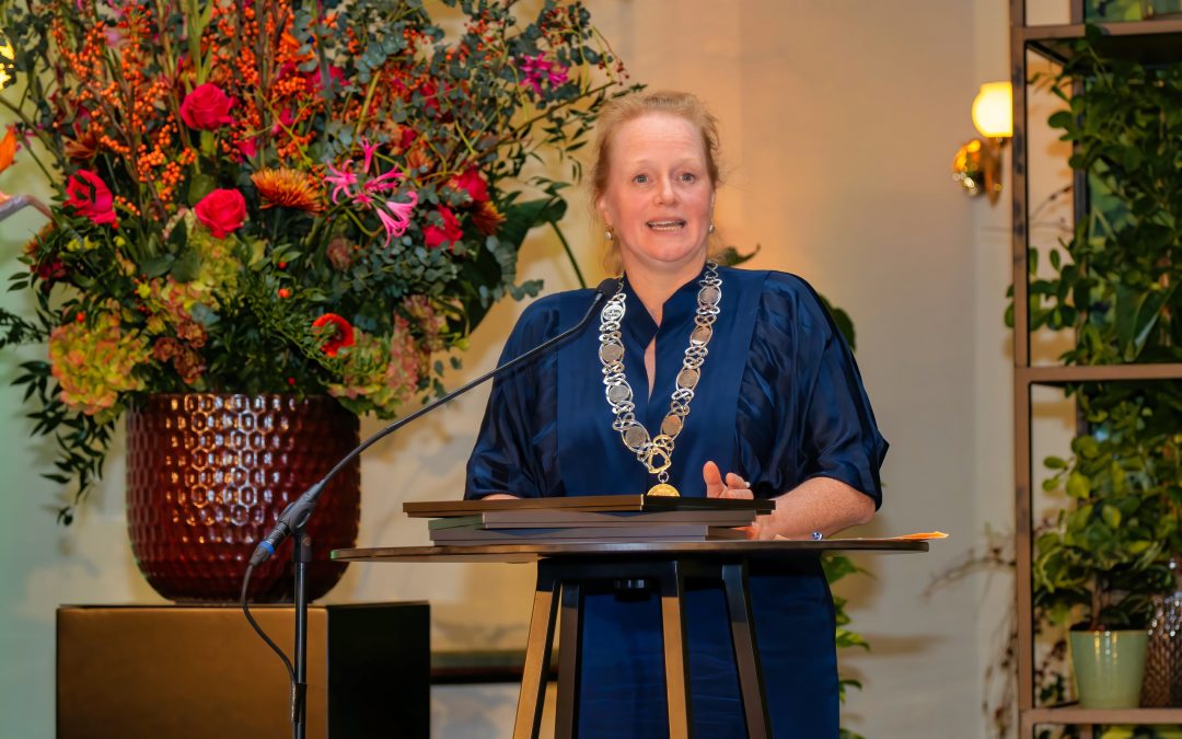 Rosan Kocken geïnstalleerd als burgemeester van De Ronde Venen